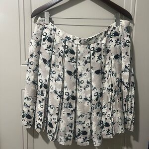 Banana Republic Pleated Skirt